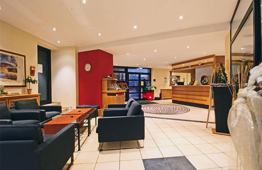 Gütersloh Hotel Lindenkrug מראה חיצוני תמונה